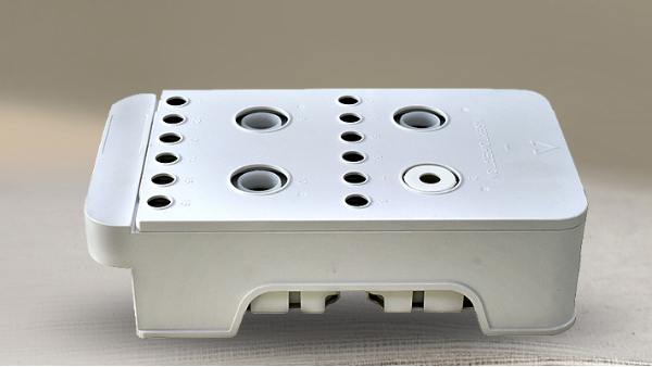 塑膠外殼注塑加工出現脆裂怎么辦？