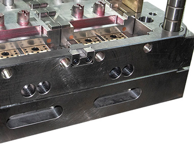 香水蓋噴頭精密模具