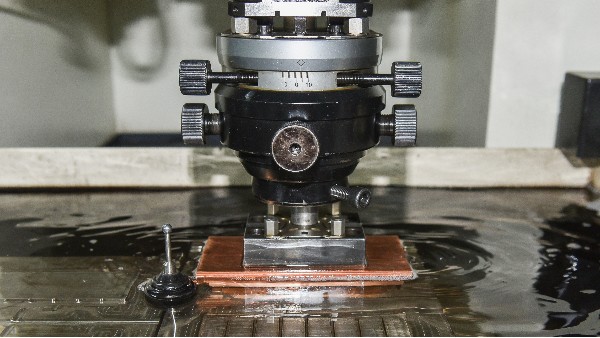 怎樣做注塑件加工精度高的產(chǎn)品？